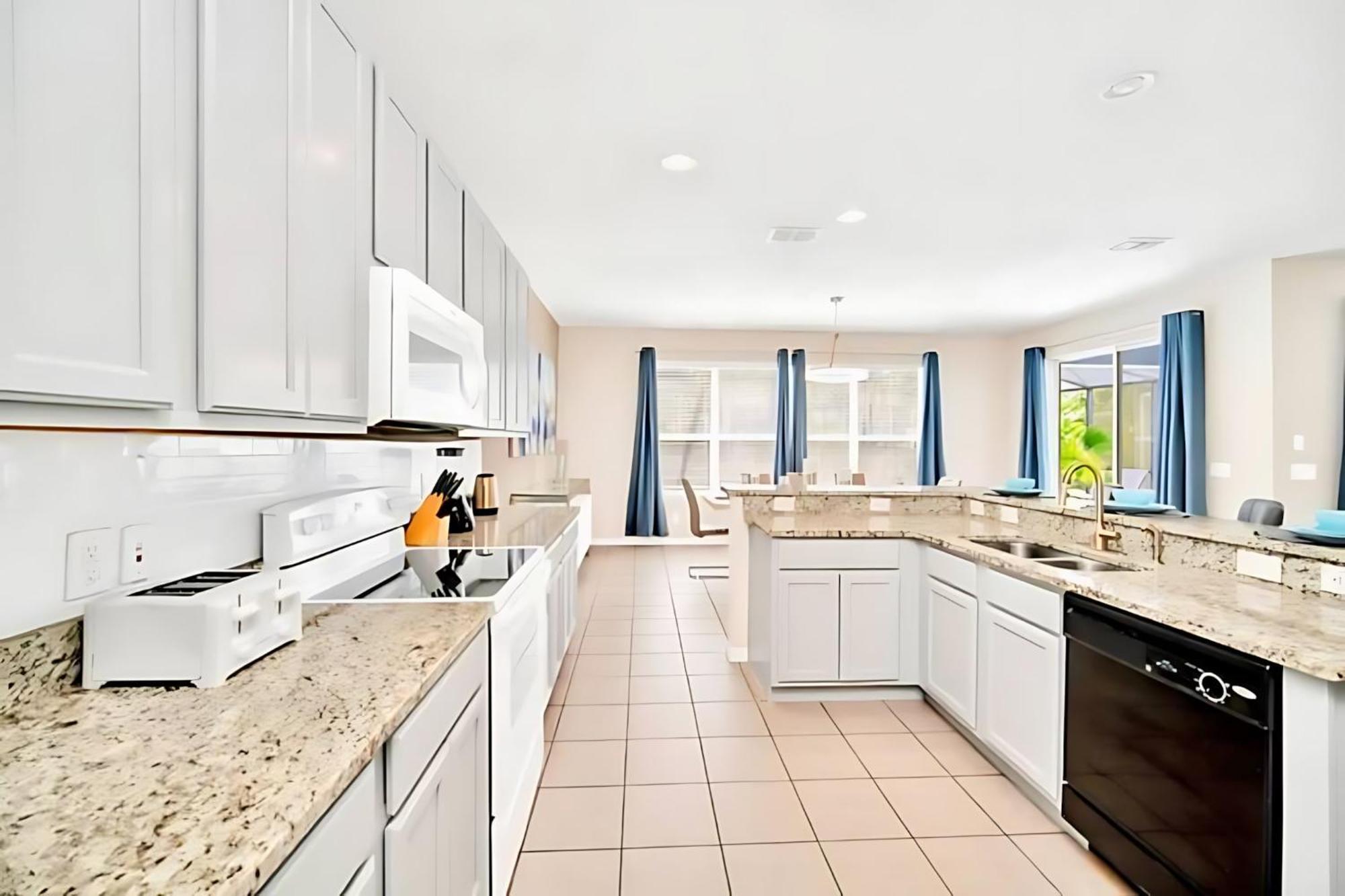 6Br Resort Home Near Disney - With Private Pool Hot Tub And Games Room คิสซิมมี ภายนอก รูปภาพ